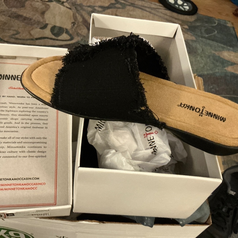 Minnetonka black linen size 9W sandal slip on. New with box.
